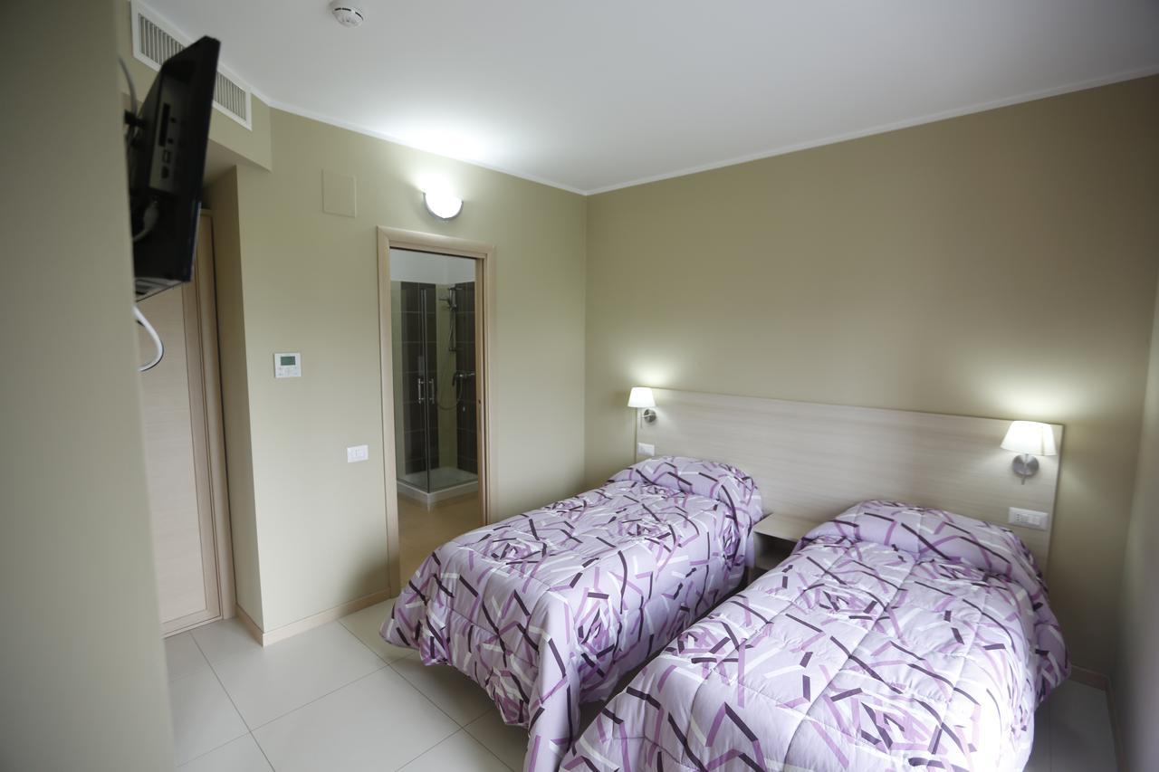 Hotel San Diego Rende Zewnętrze zdjęcie
